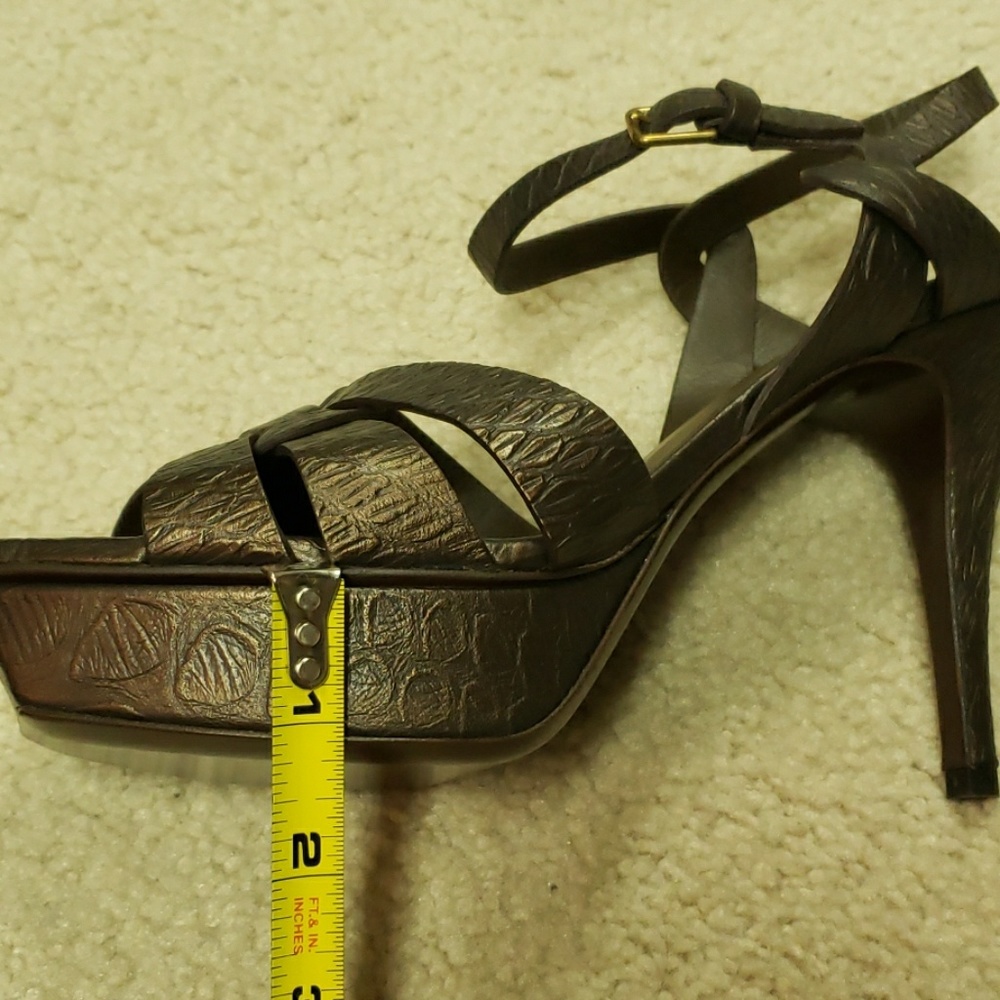 YSL Yves Saint Laurent NIB Tribute Heels - Picture 7 of 8